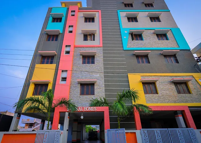S V Ideal Homestay -2Bhk Service Apartments-Ac Bedrooms, Premium Amities, 2Km To Tiruchanoor Padmavathi Temple , 6Km To Alipiri, 24 Hours Service Boys Available